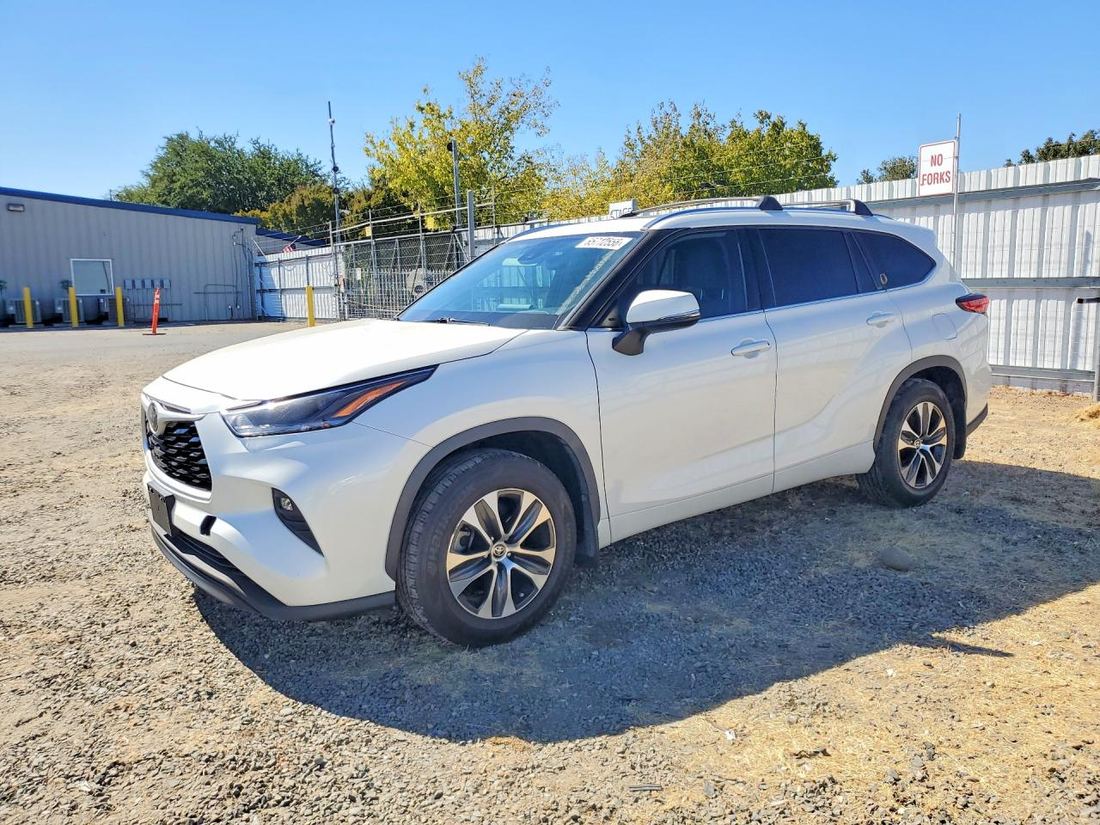 2021 TOYOTA HIGHLANDER