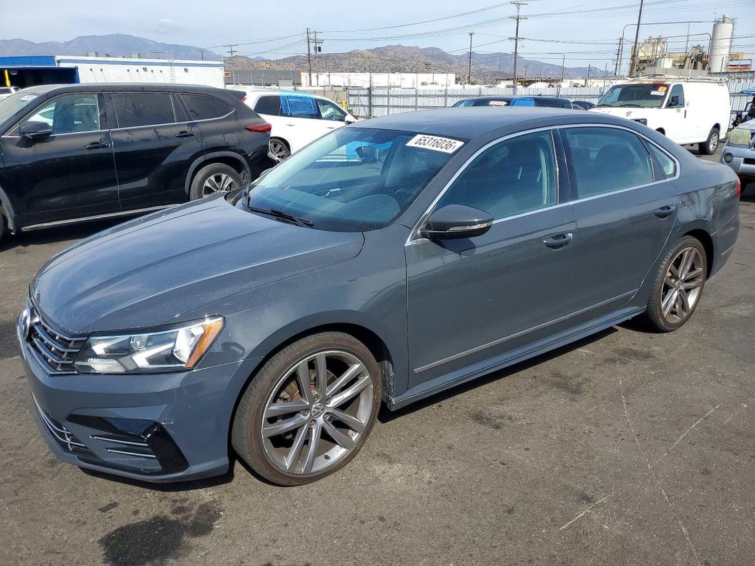 2016 VOLKSWAGEN PASSAT