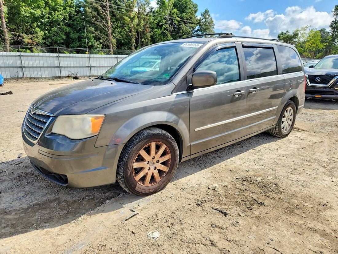2010 CHRYSLER TOWN & COUNTRY