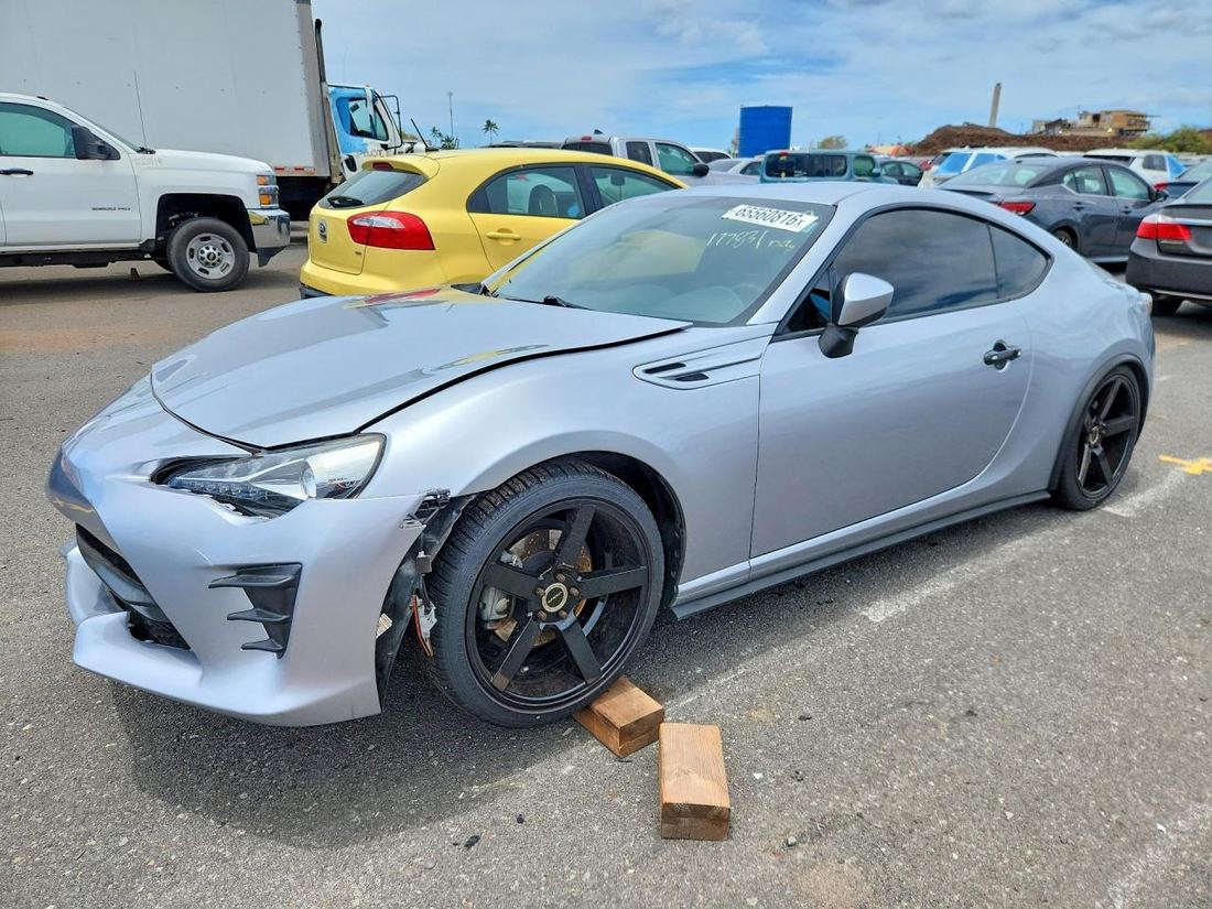 2017 TOYOTA 86