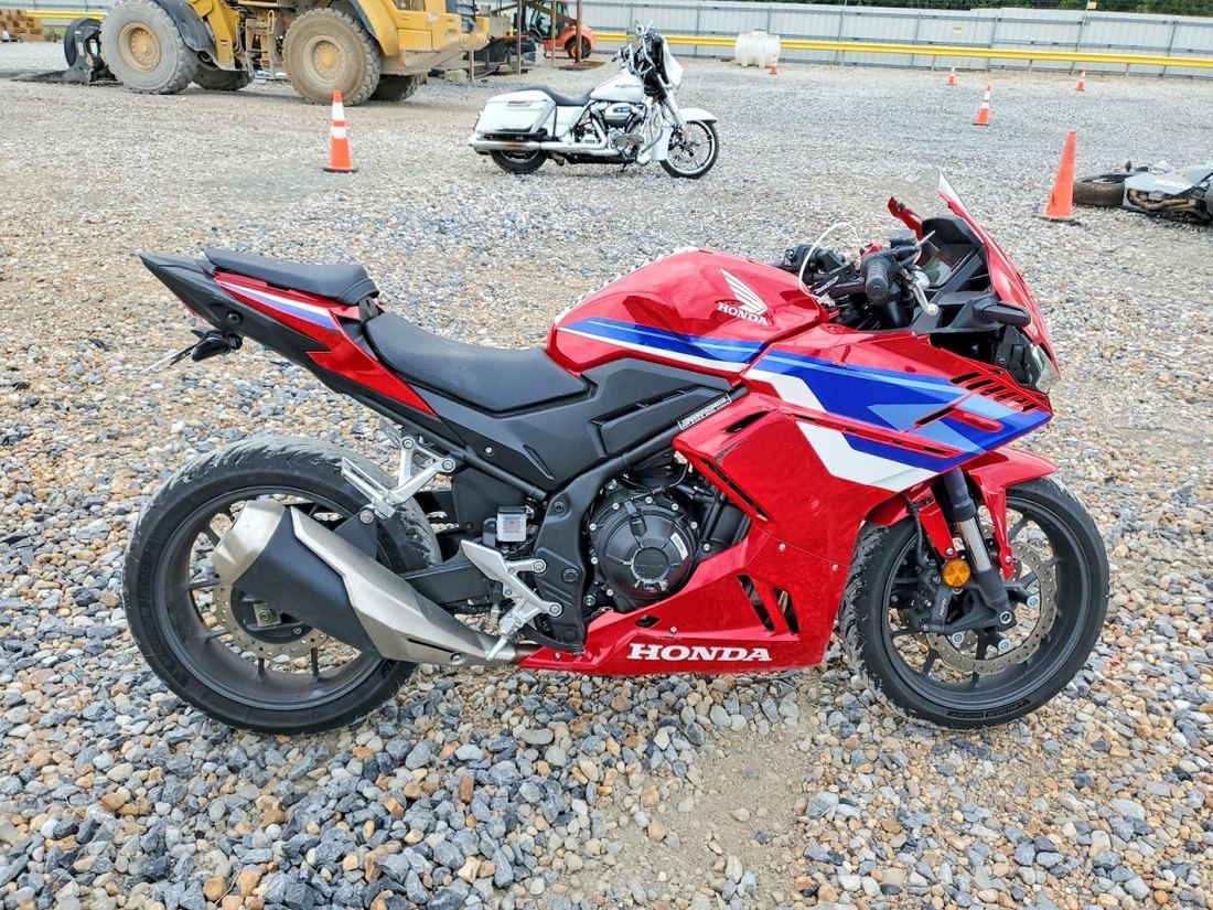 2025 HONDA CBR500