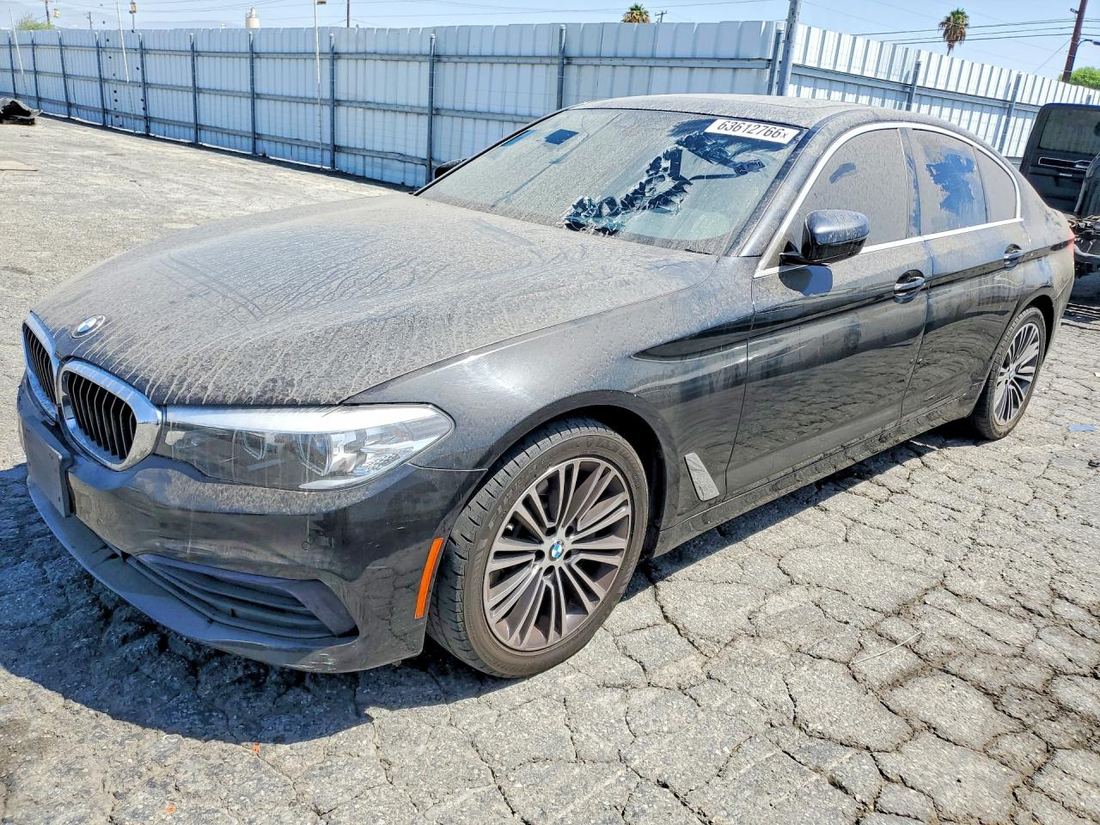 2019 BMW 530