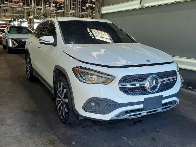 2021 MERCEDES-BENZ GLA
