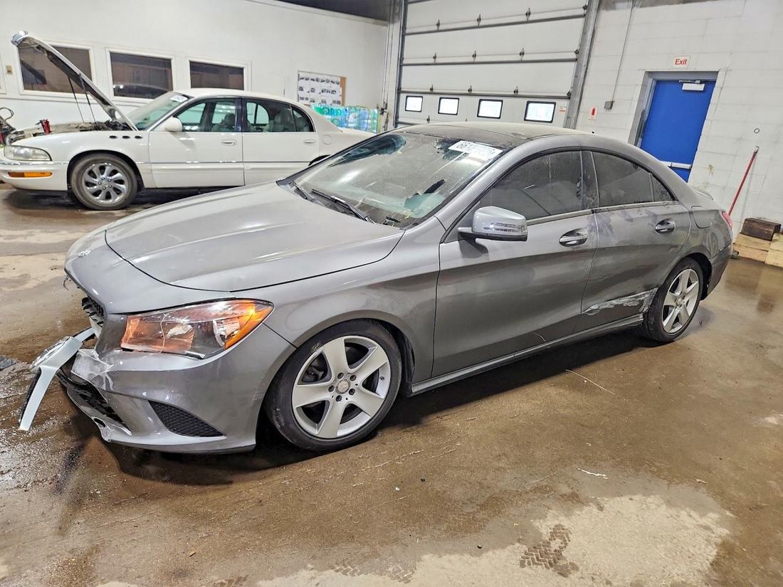 2016 MERCEDES-BENZ CLA