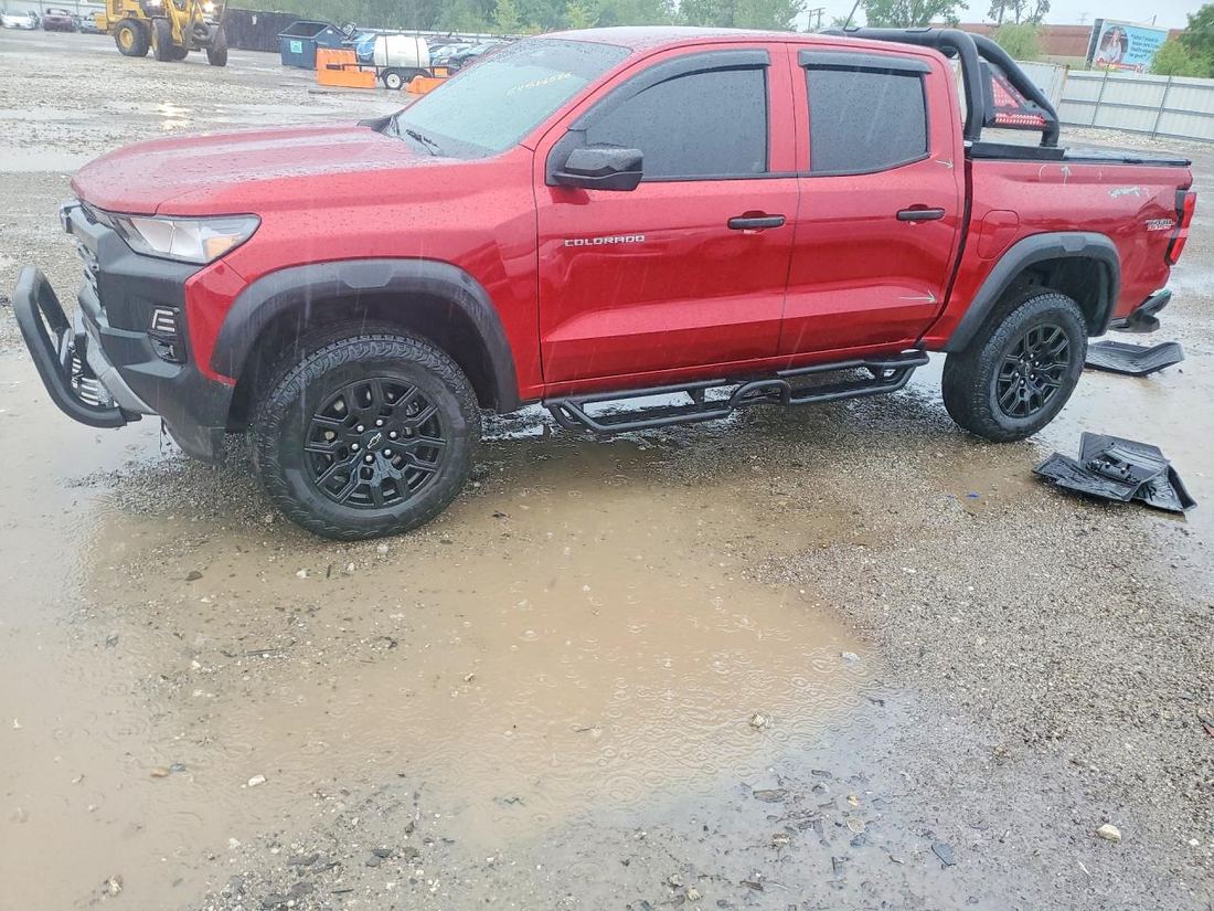 2024 CHEVROLET COLORADO