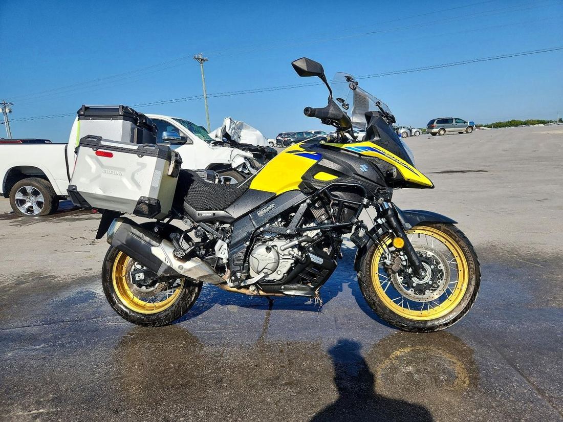 2021 SUZUKI DL650