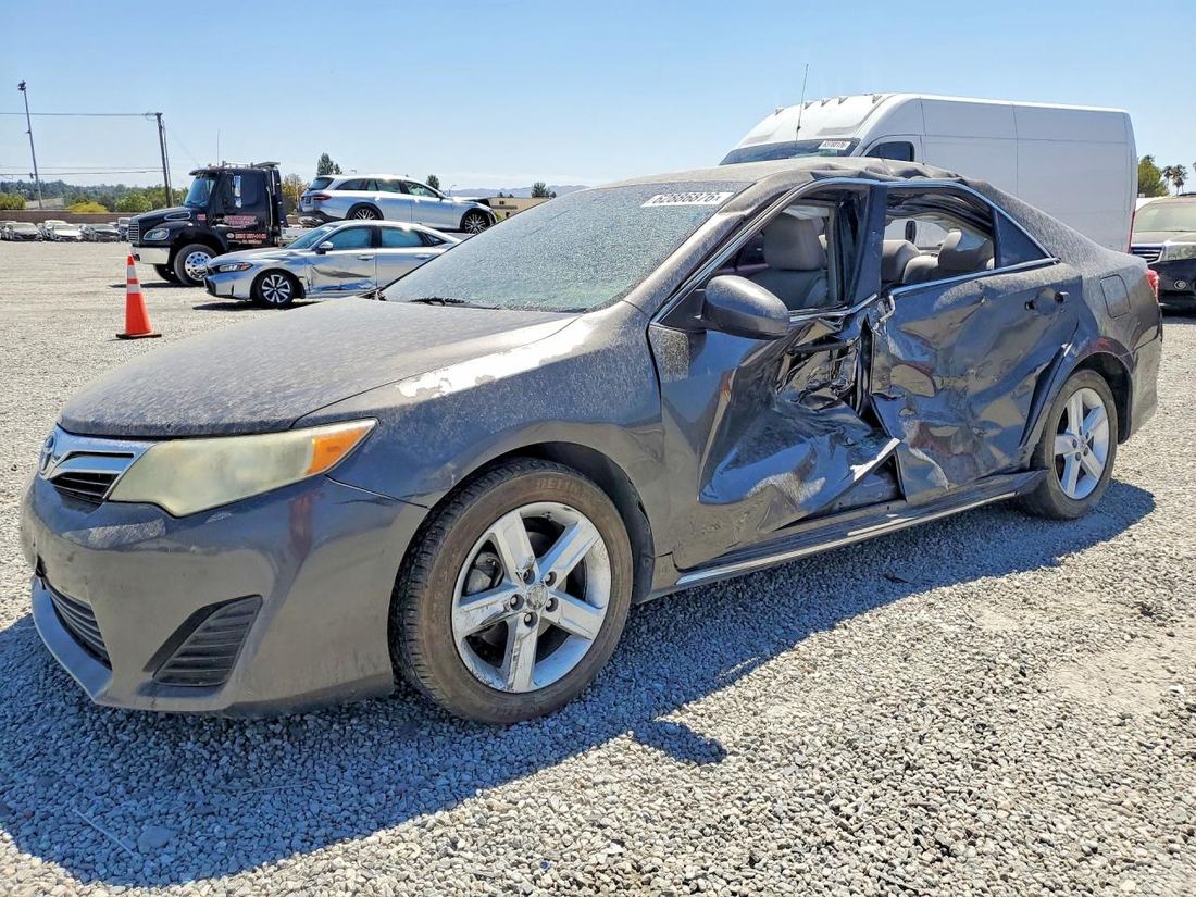 2012 TOYOTA CAMRY