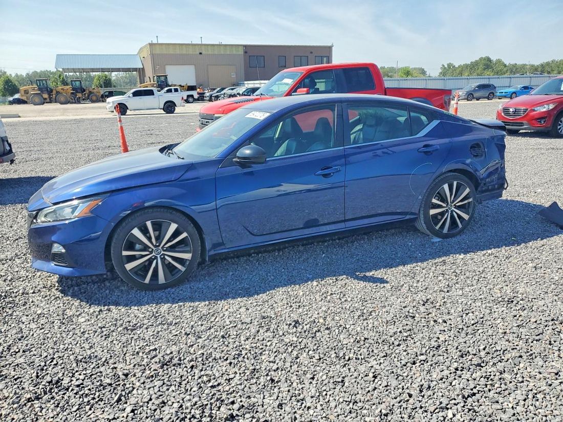 2022 NISSAN ALTIMA