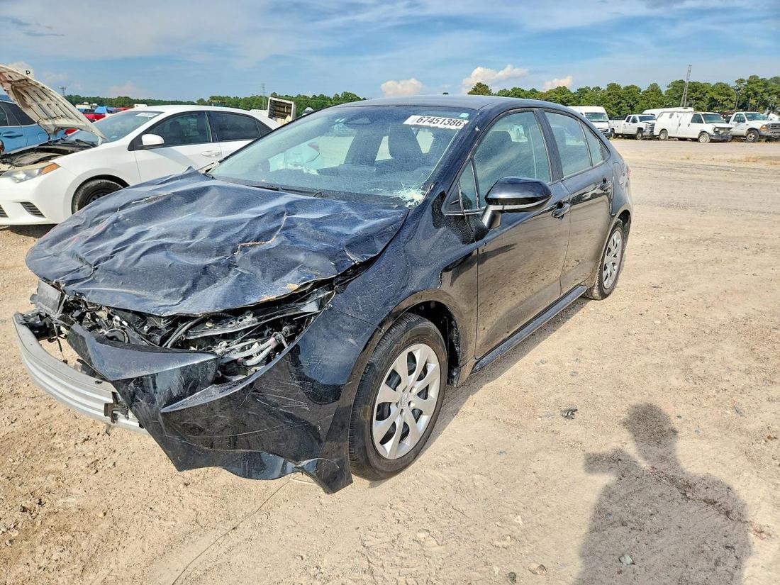 2025 TOYOTA COROLLA