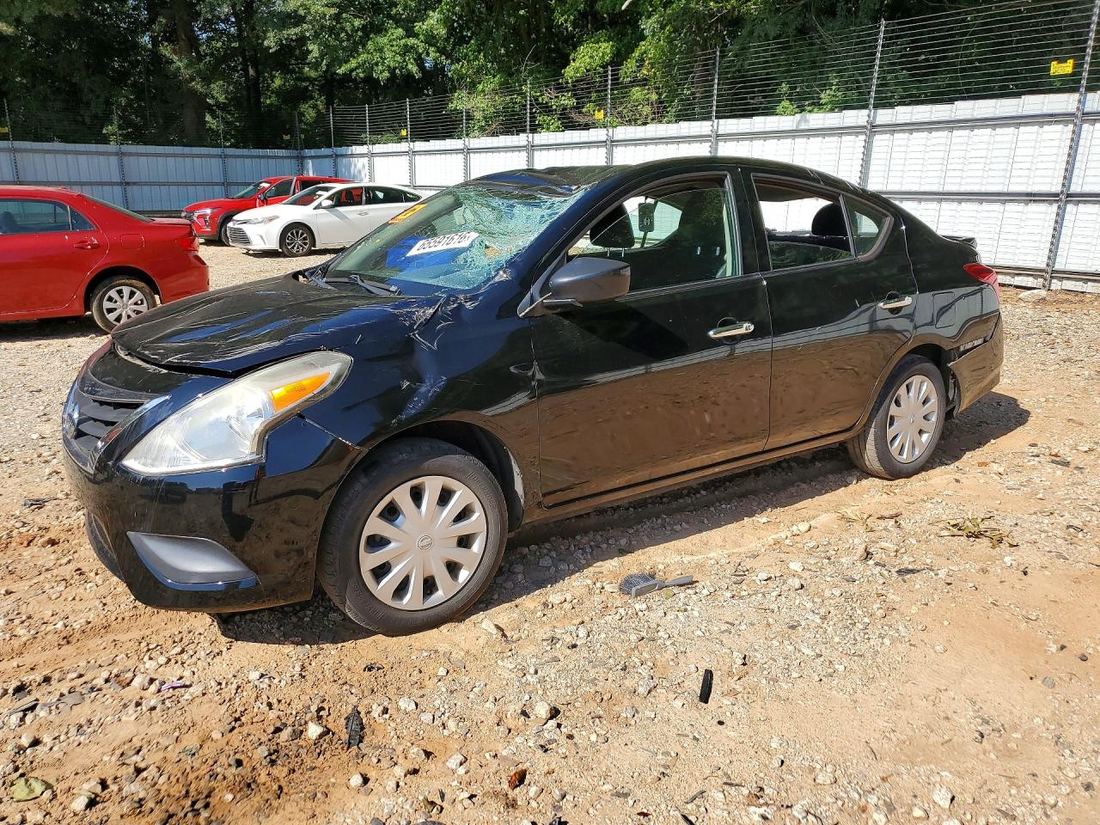 2016 NISSAN VERSA