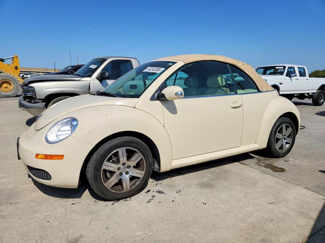 2006 VOLKSWAGEN NEW BEETLE