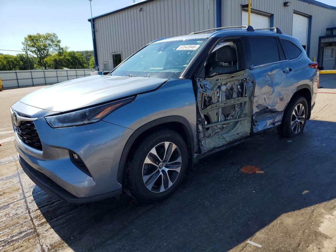 2021 TOYOTA HIGHLANDER