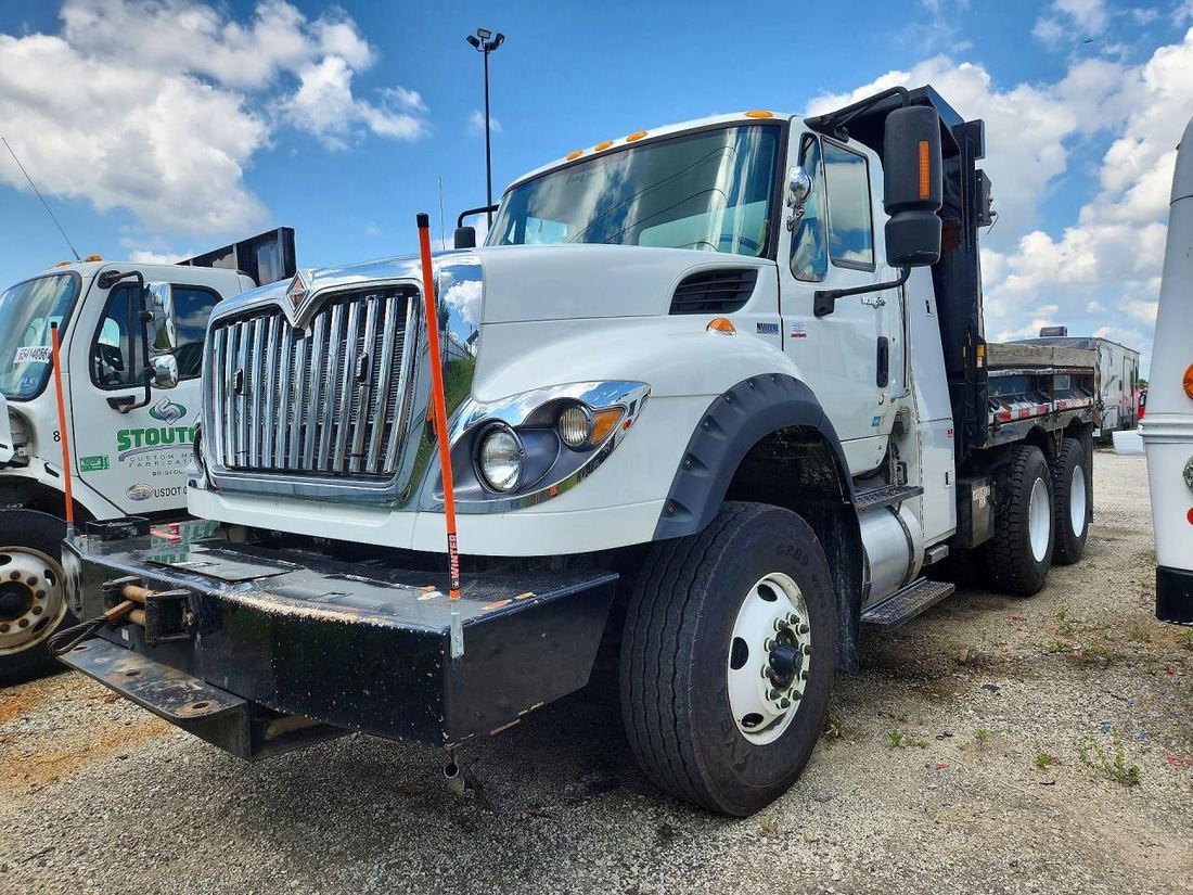 2014 INTERNATIONAL 7600