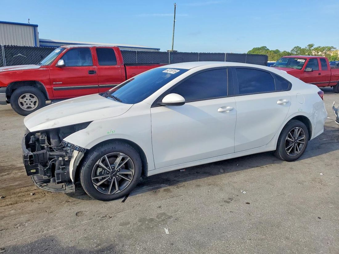 2023 KIA FORTE