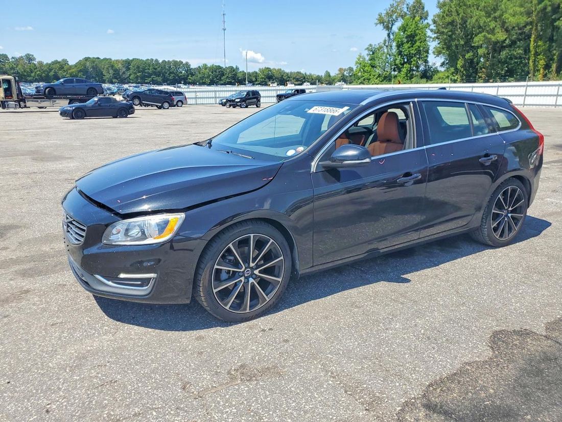2017 VOLVO V60