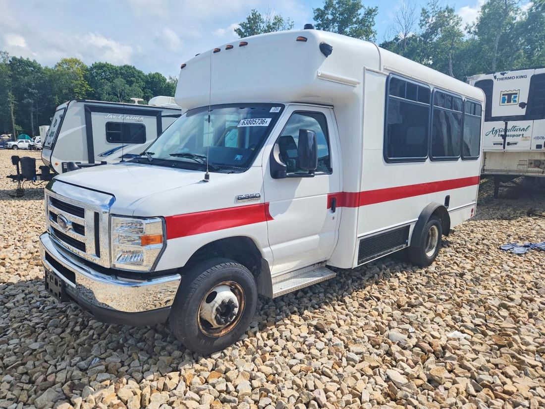 2017 FORD E350