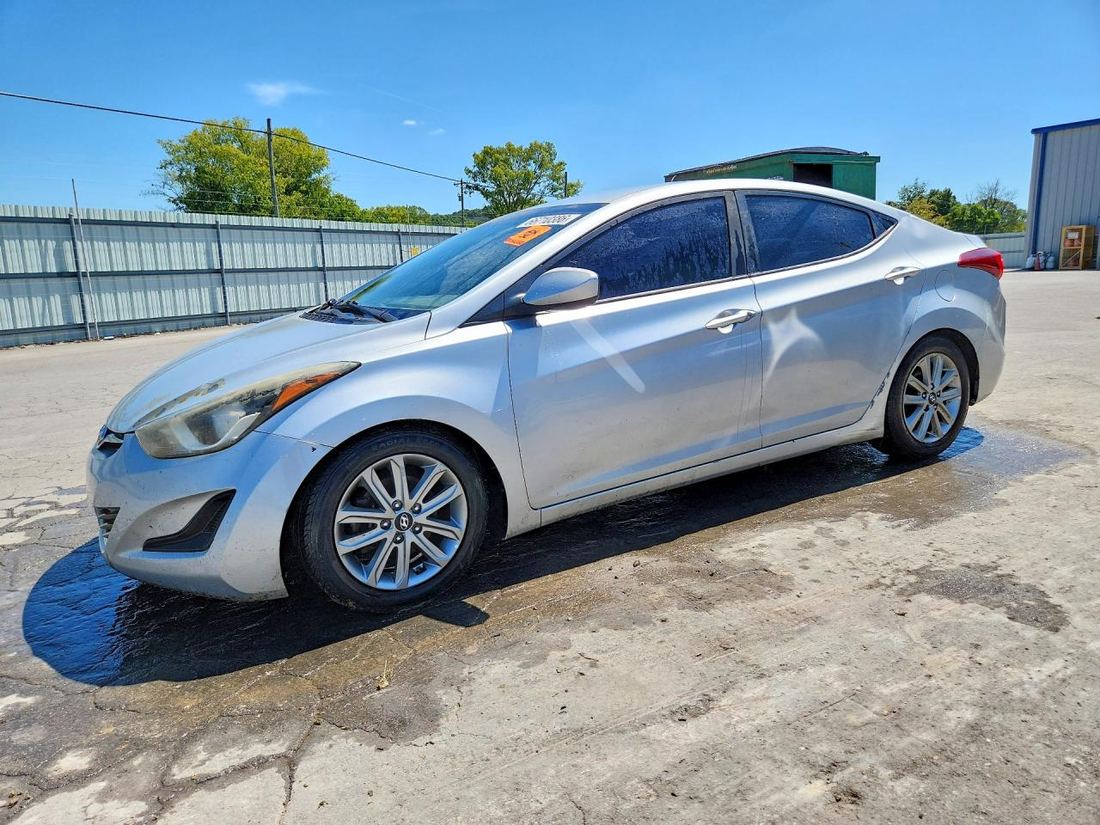 2016 HYUNDAI ELANTRA