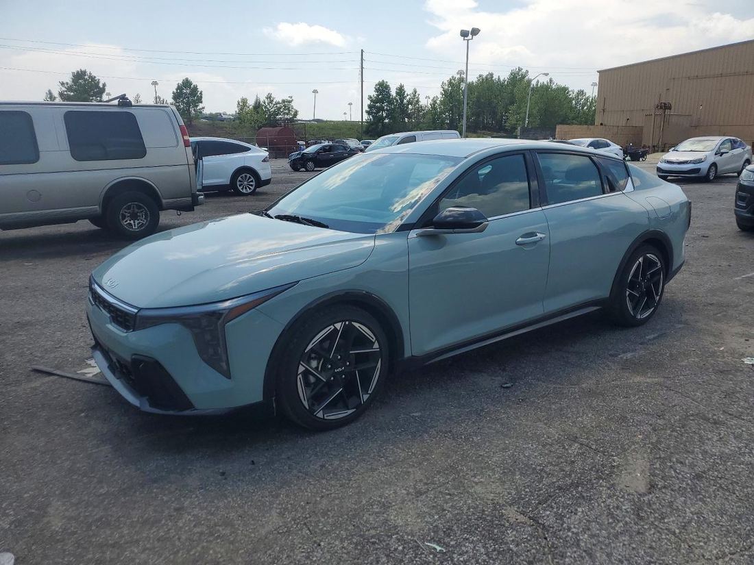 2025 KIA K4