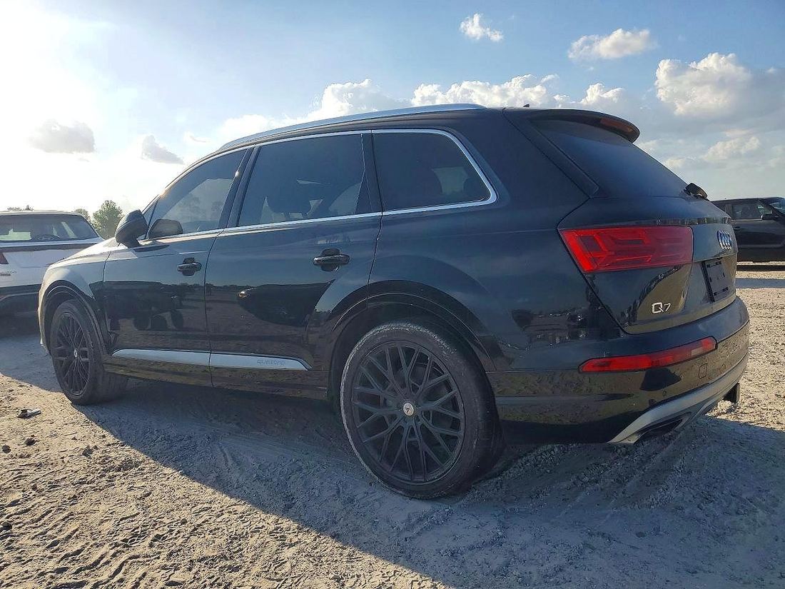 2017 AUDI Q7