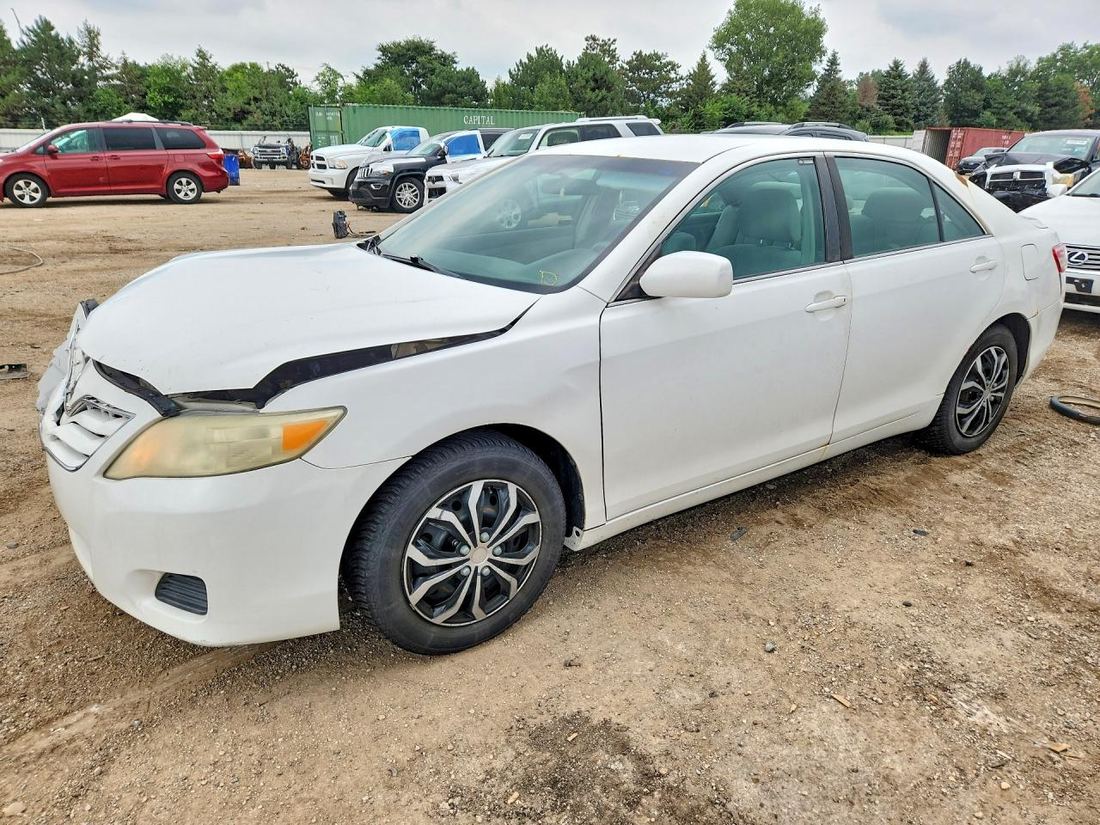 2010 TOYOTA CAMRY