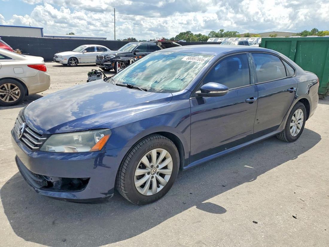 2012 VOLKSWAGEN PASSAT