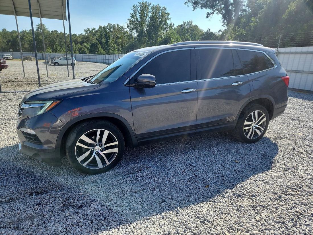 2017 HONDA PILOT
