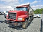 1999 MACK 700