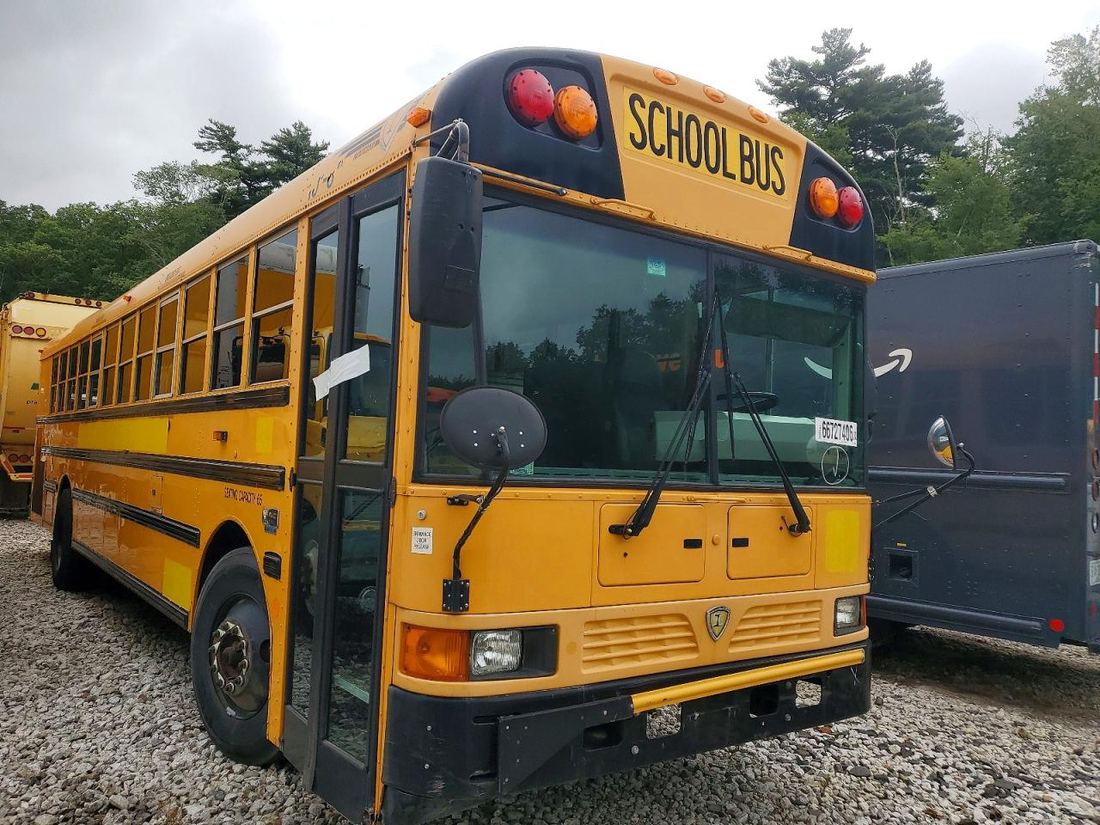 2013 IC CORPORATION 3000