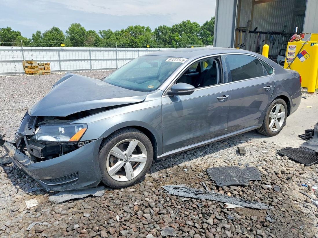 2012 VOLKSWAGEN PASSAT