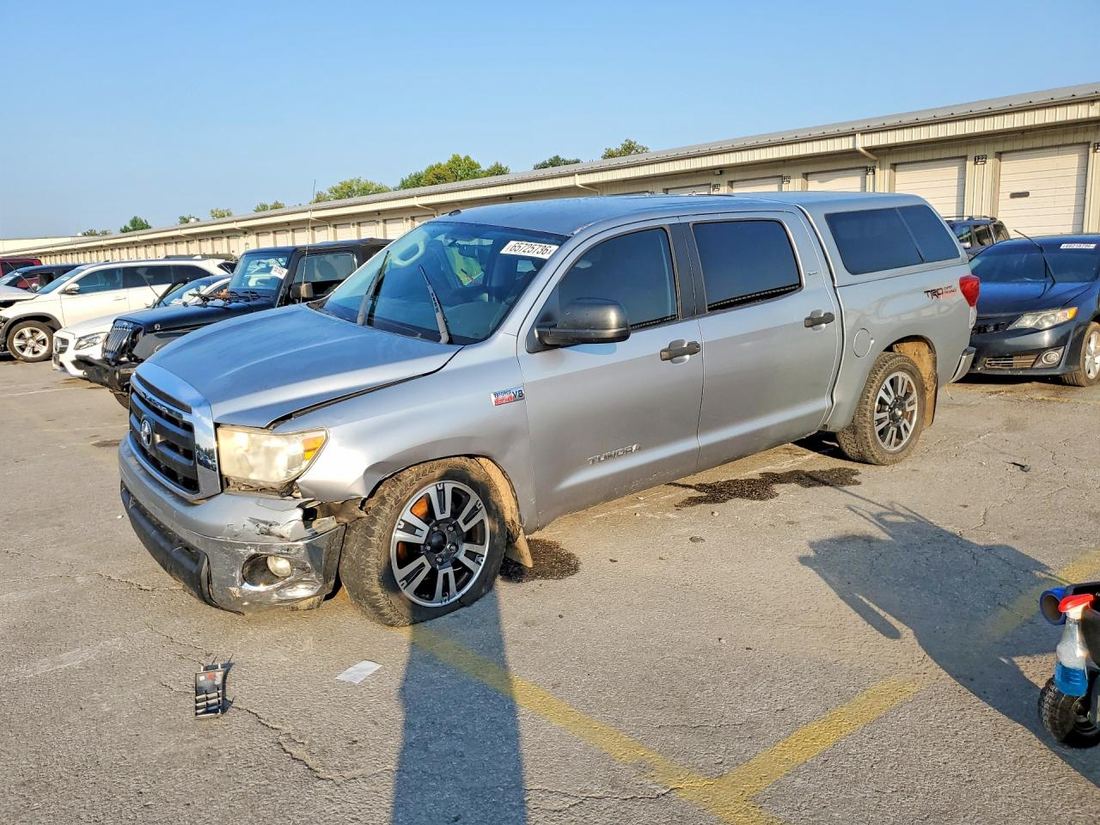2011 TOYOTA TUNDRA