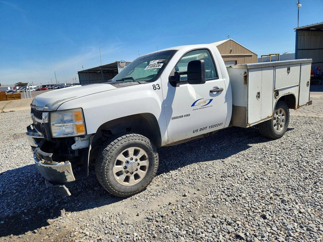2011 CHEVROLET SILVERADO