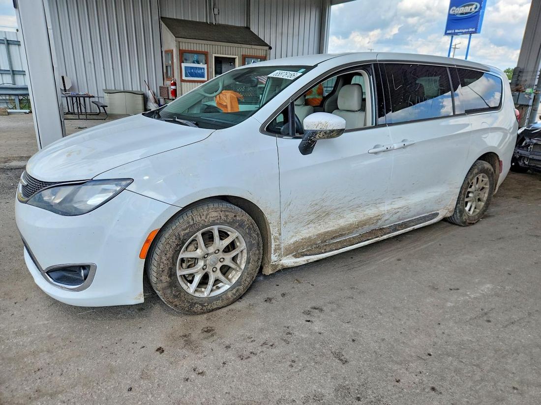 2017 CHRYSLER PACIFICA