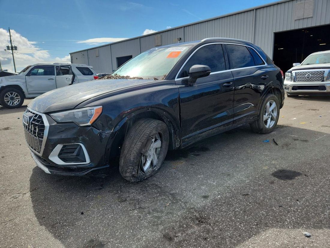 2021 AUDI Q3