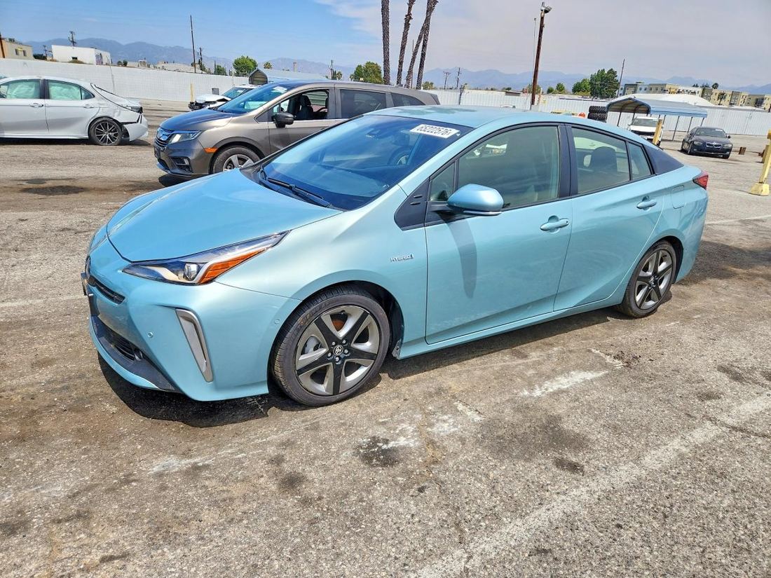 2022 TOYOTA PRIUS
