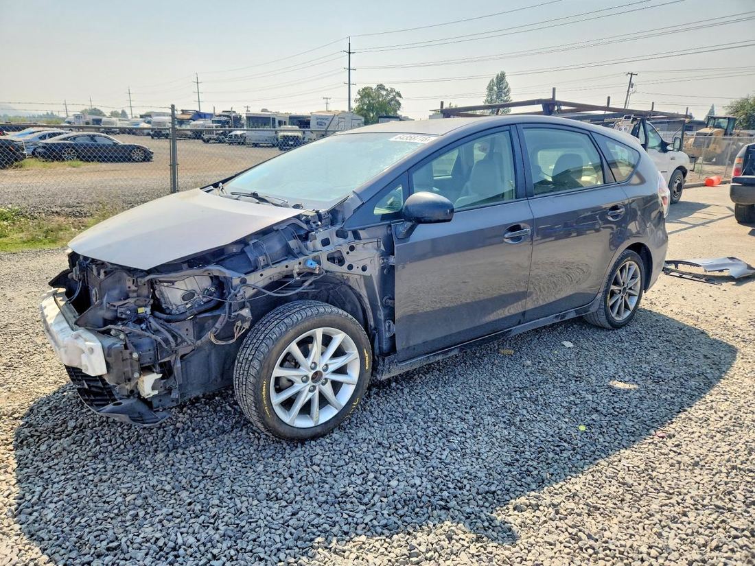 2015 TOYOTA PRIUS V