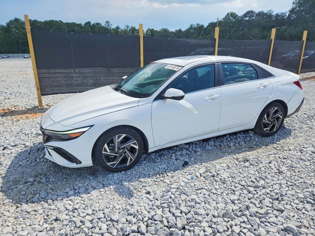 2024 HYUNDAI ELANTRA