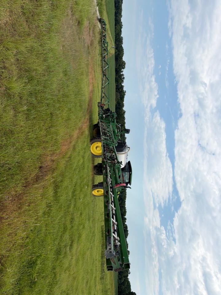 2018 JOHN DEERE R4038