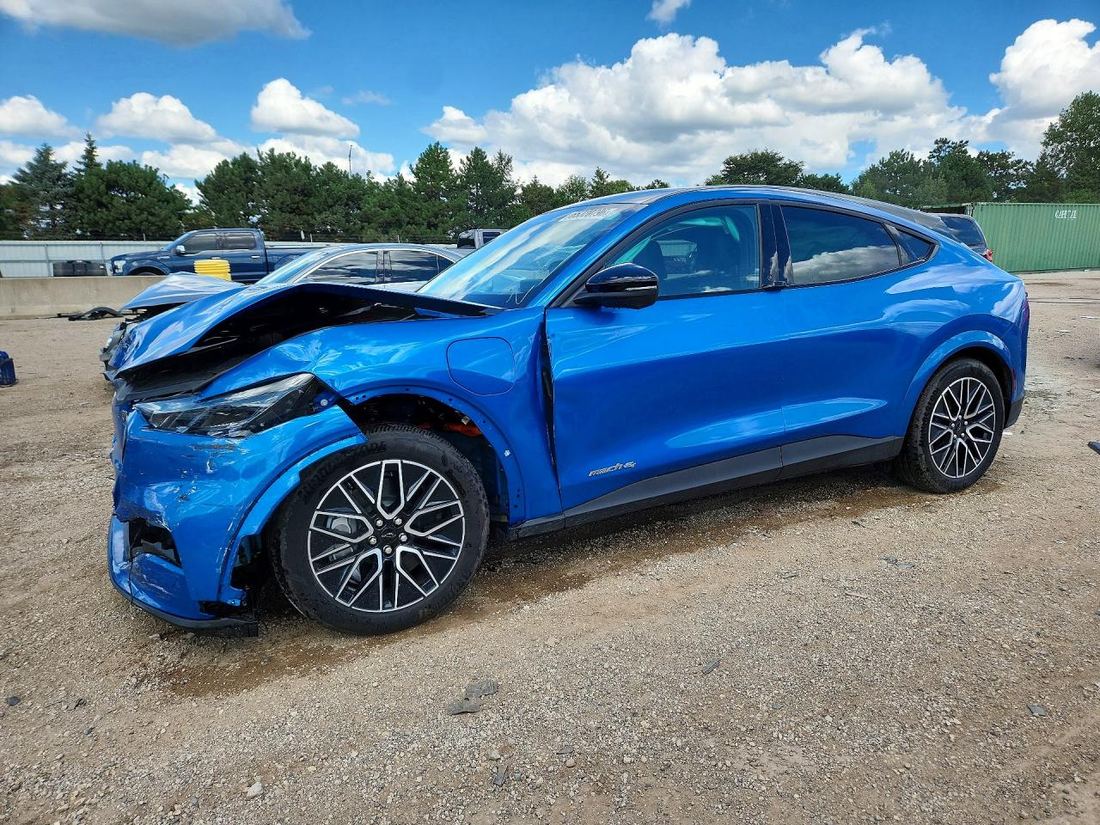 2025 FORD MUSTANG MACH-E