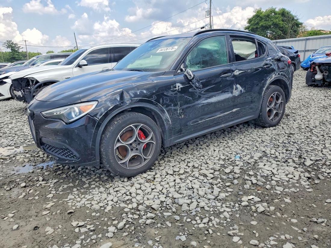 2022 ALFA ROMEO STELVIO