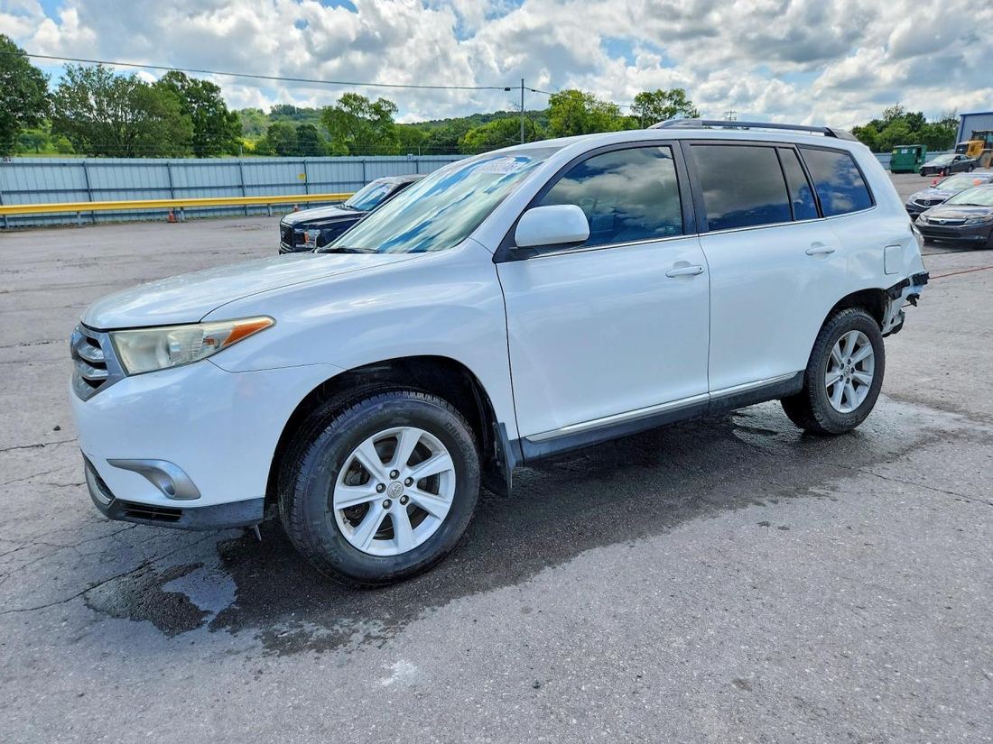 2013 TOYOTA HIGHLANDER