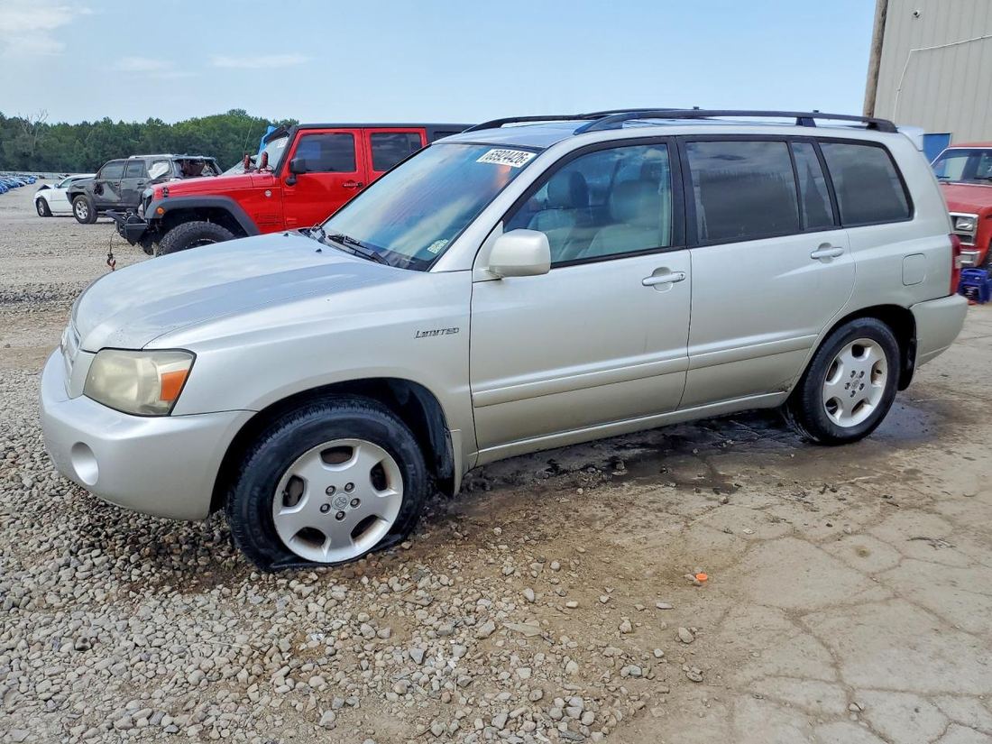 2005 TOYOTA HIGHLANDER