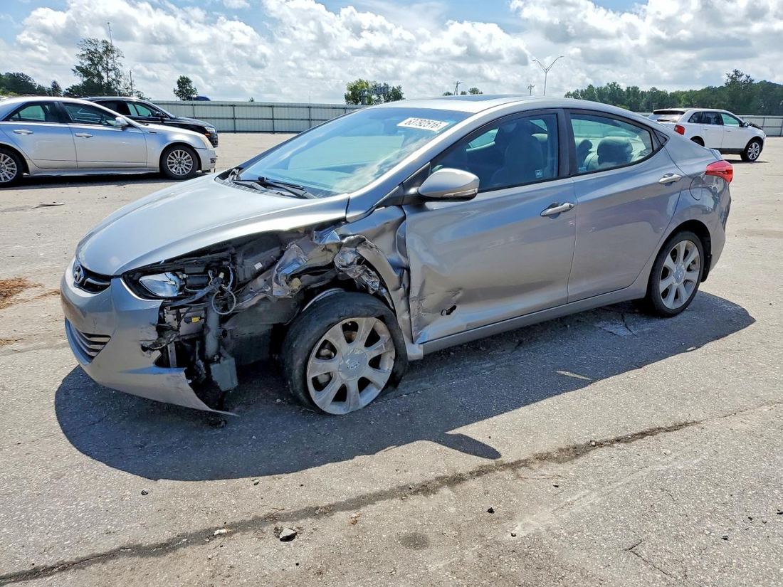 2013 HYUNDAI ELANTRA