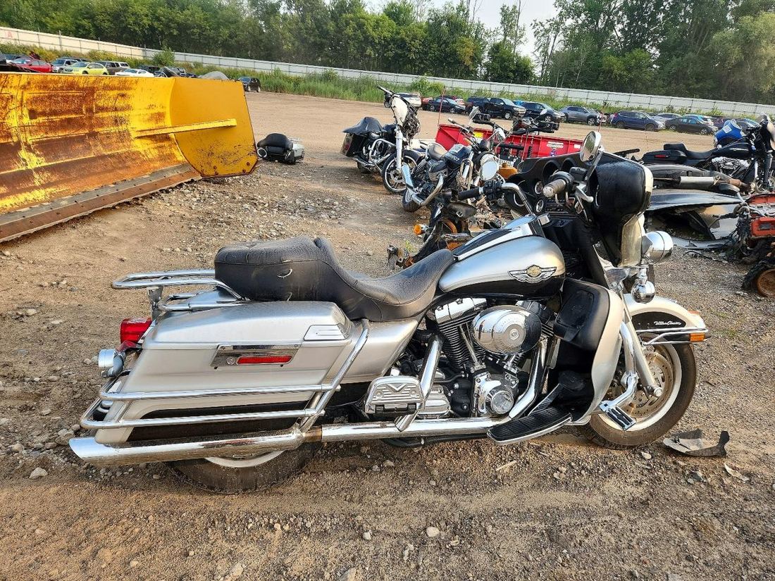 2003 HARLEY-DAVIDSON FLHTCUI