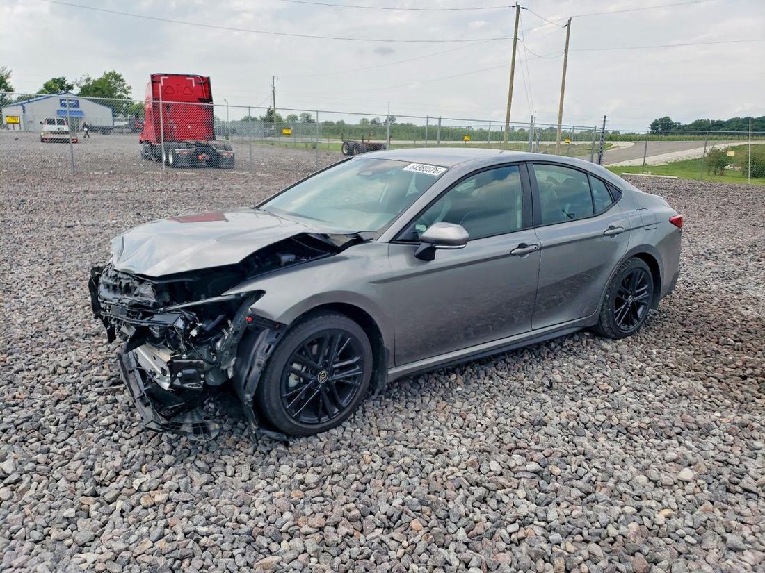 2026 TOYOTA CAMRY