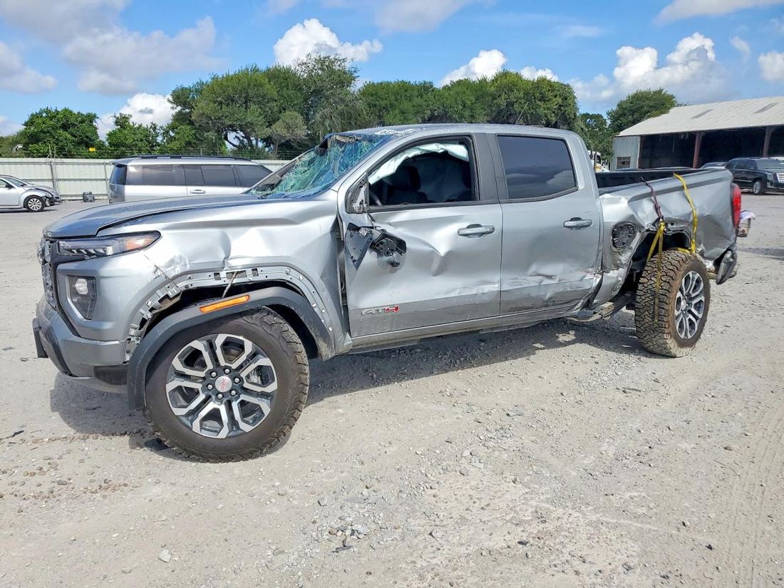 2024 GMC CANYON