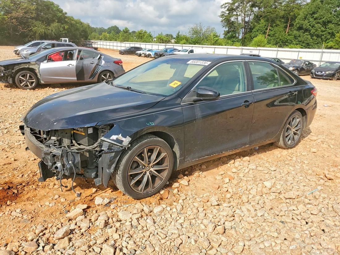 2017 TOYOTA CAMRY