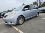 2013 TOYOTA SIENNA