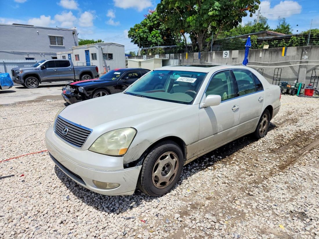 2001 LEXUS LS