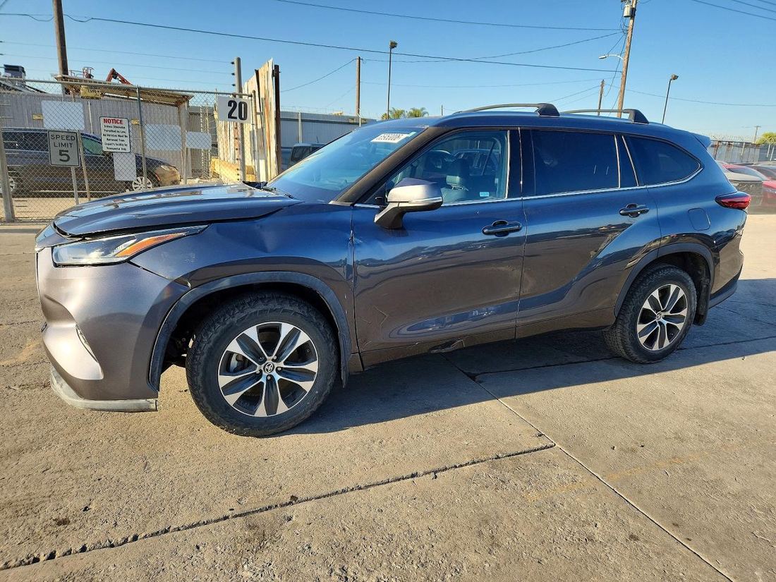 2020 TOYOTA HIGHLANDER