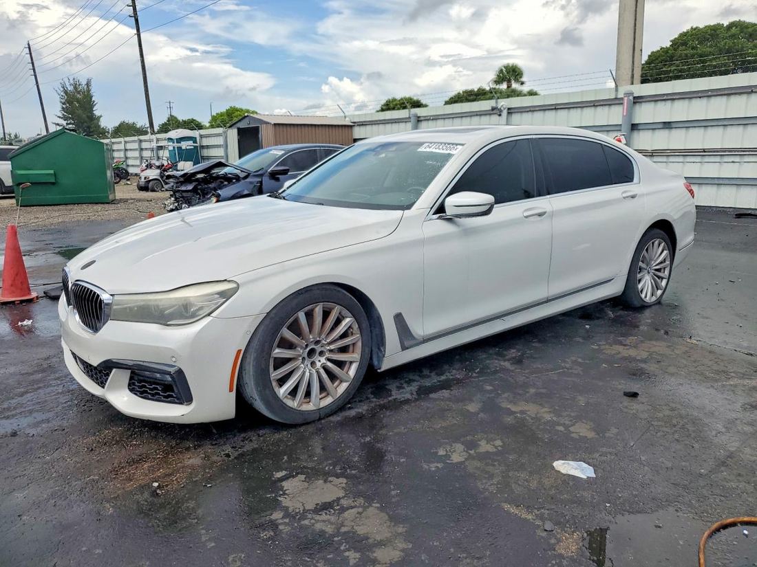 2016 BMW 740